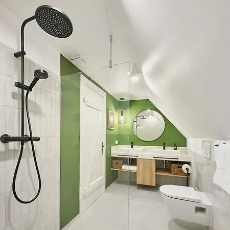In With Swimming Pool *